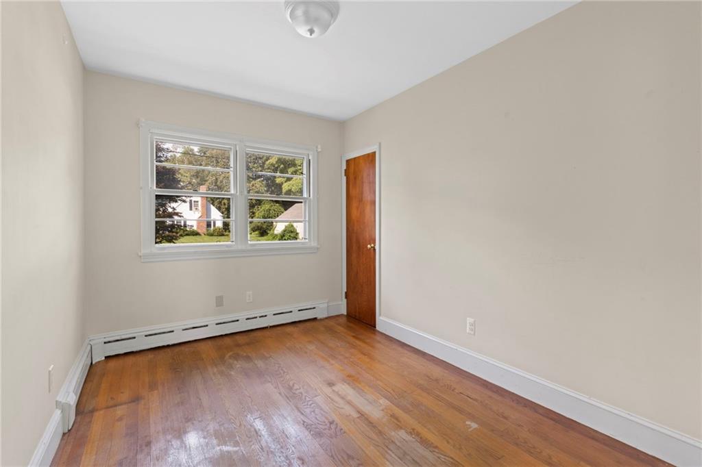 16 Garden Street Property Photo 14