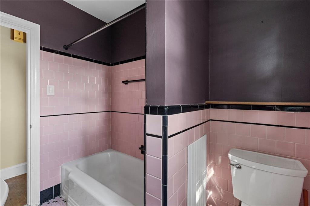 16 Garden Street Property Photo 22