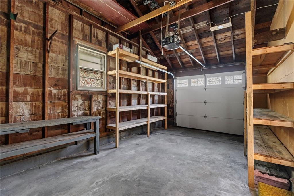 16 Garden Street Property Photo 24