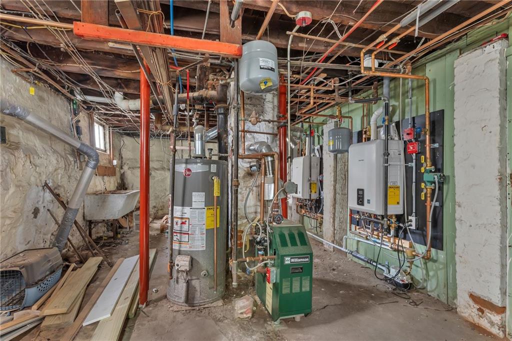 95 John Street Property Photo 39