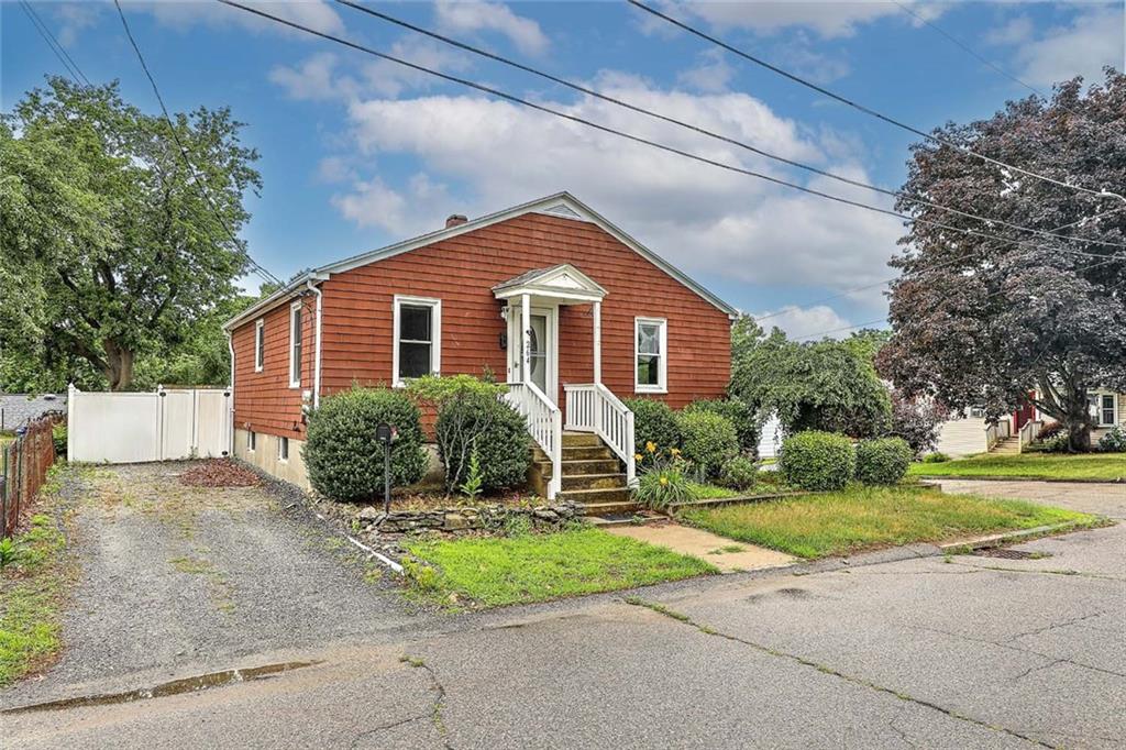 264 Phillips Street Property Photo 1