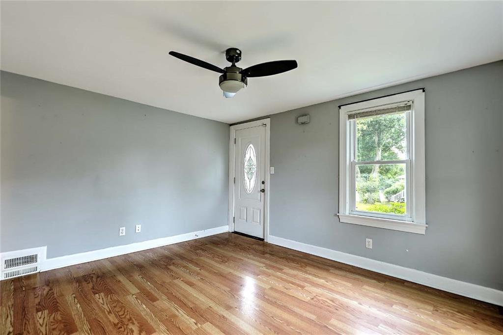 264 Phillips Street Property Photo 4