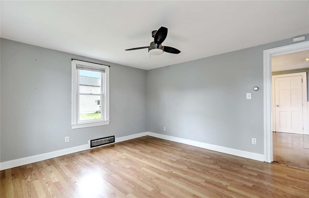 264 Phillips Street Property Photo 6