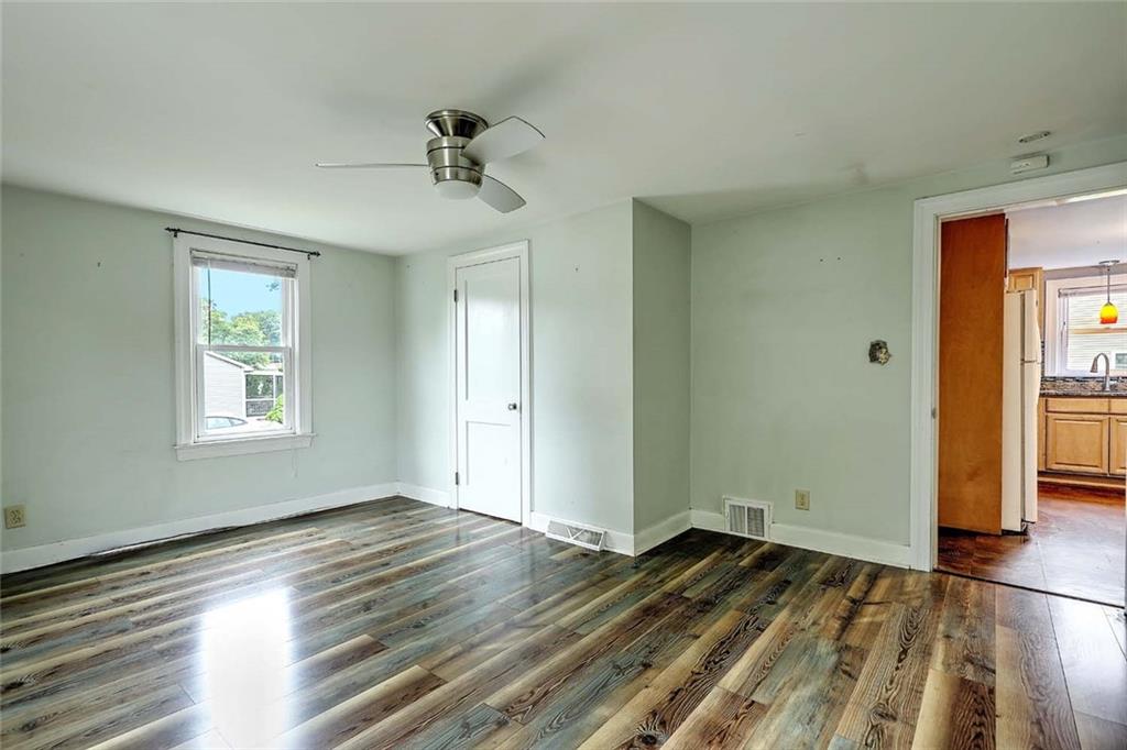 264 Phillips Street Property Photo 16