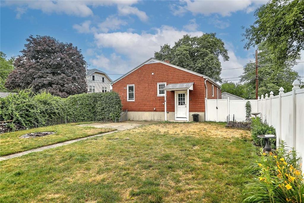 264 Phillips Street Property Photo 27