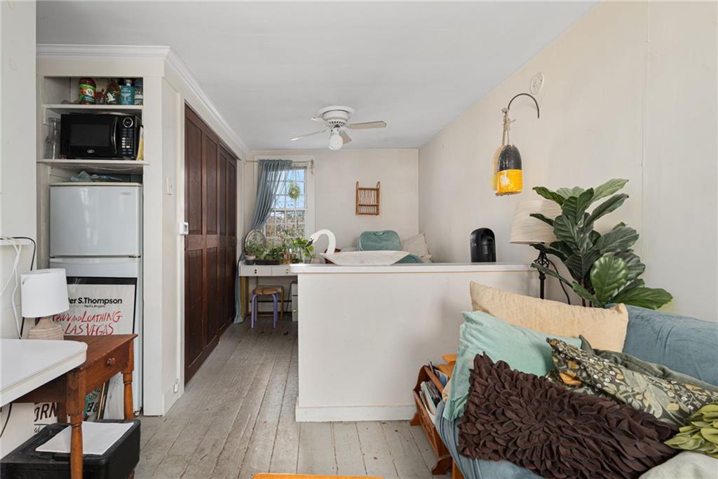 73 Thames Street Unit B Property Photo 4