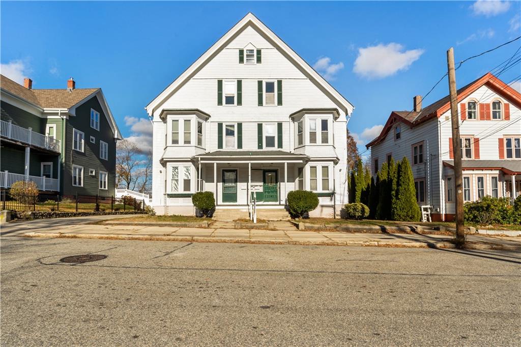 222 Carrington Avenue Property Photo 1