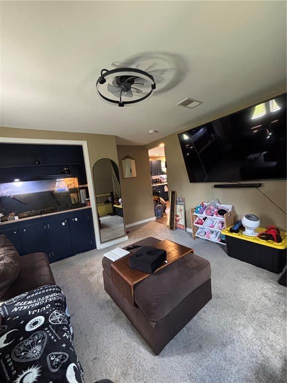 76 Dickens Street Property Photo 10