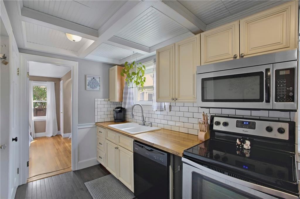 51 Priscilla Avenue Property Photo 6