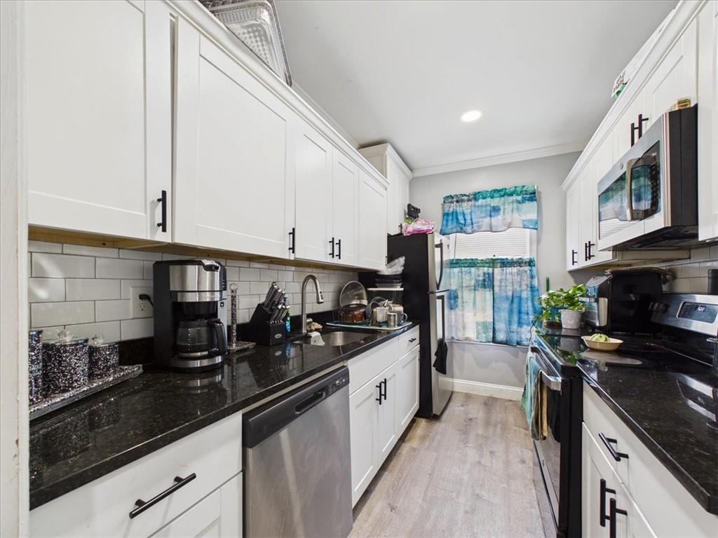 145 Burnside Avenue Property Photo 7