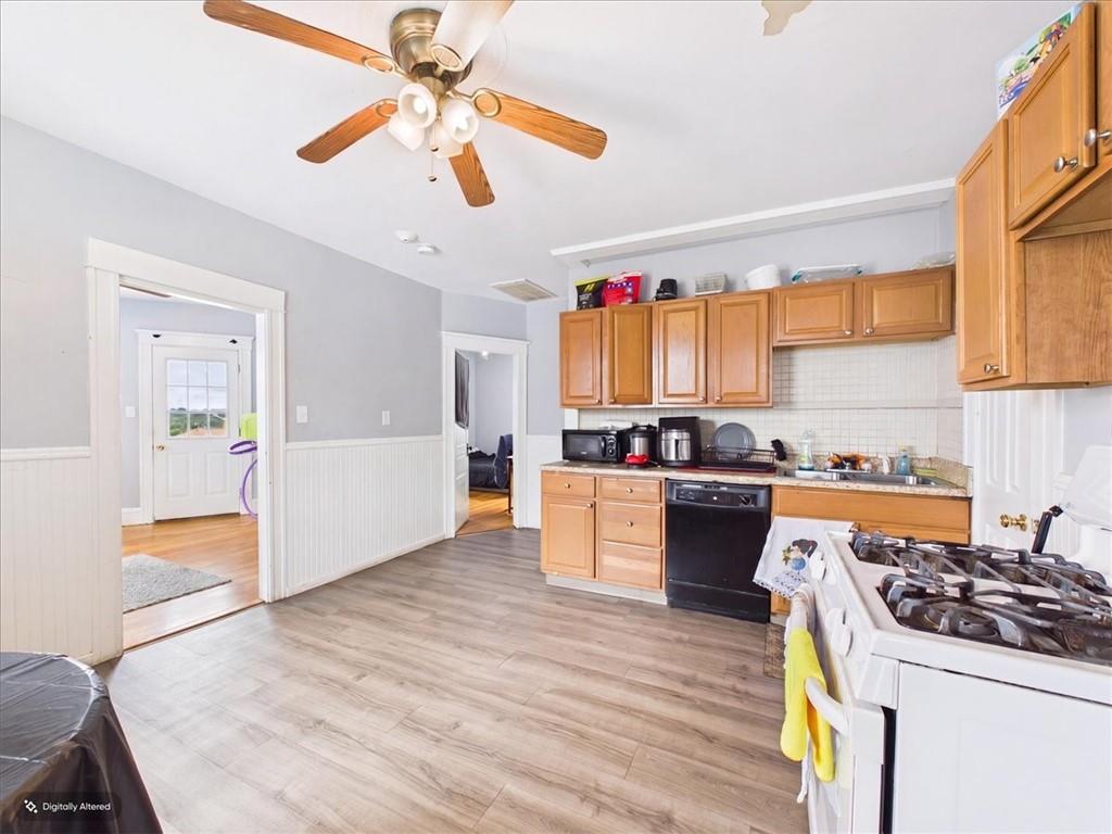 145 Burnside Avenue Property Photo 44