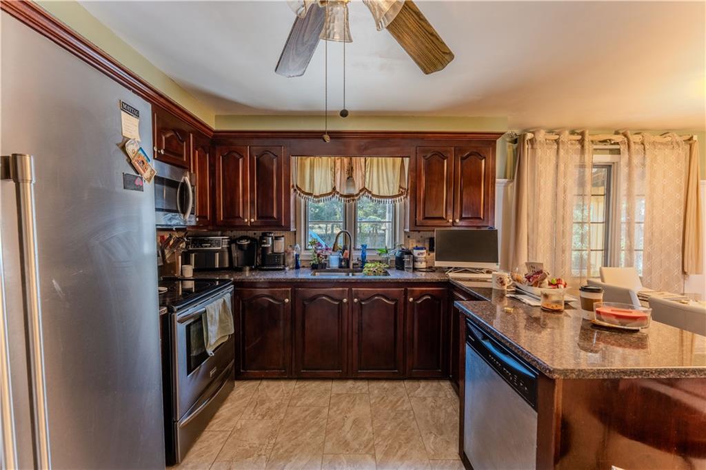 8 Flanders Street Property Photo 11