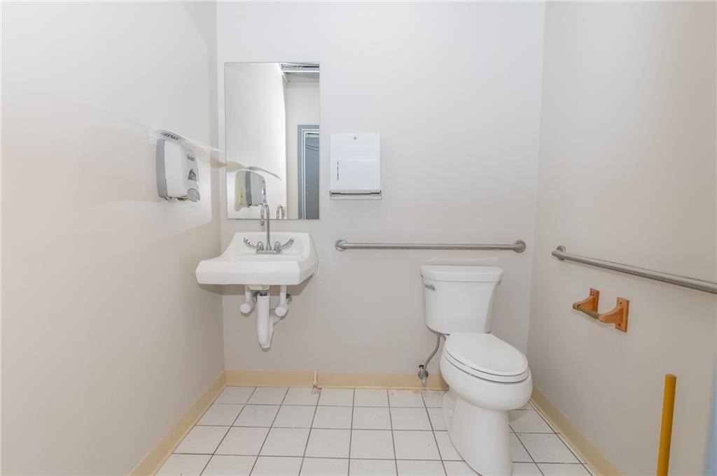 875 Centerville Circle Unit 15 Property Photo 8