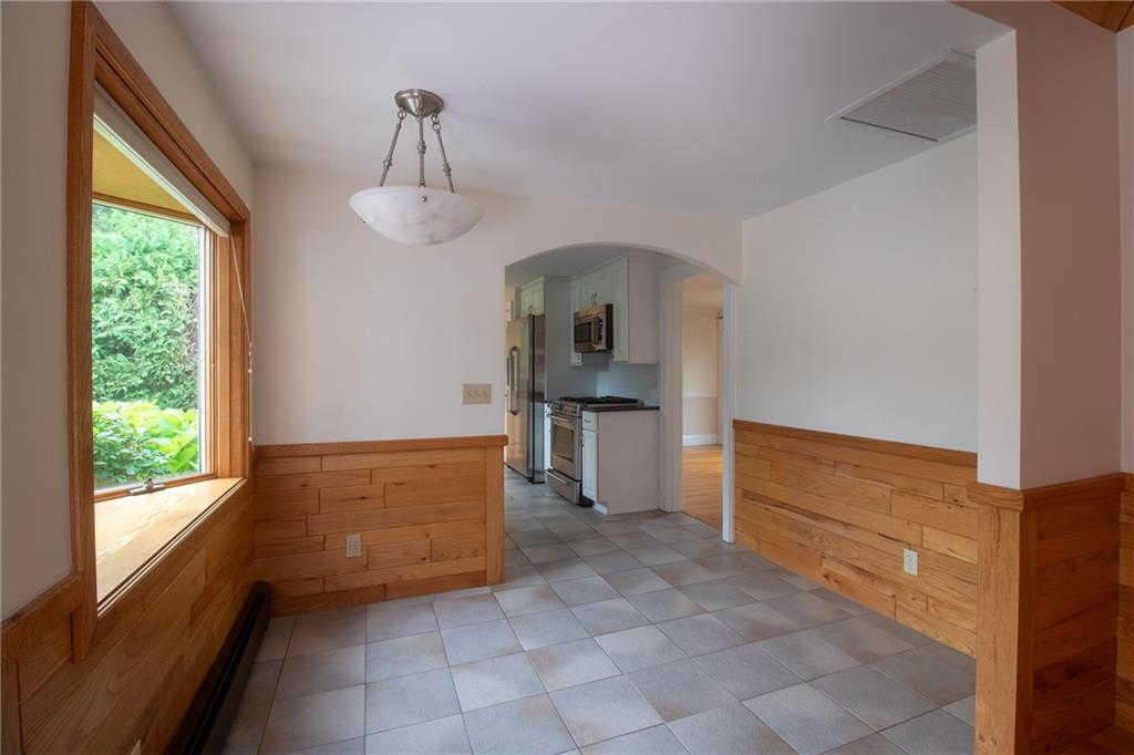 90 Frontier Road Property Photo 10