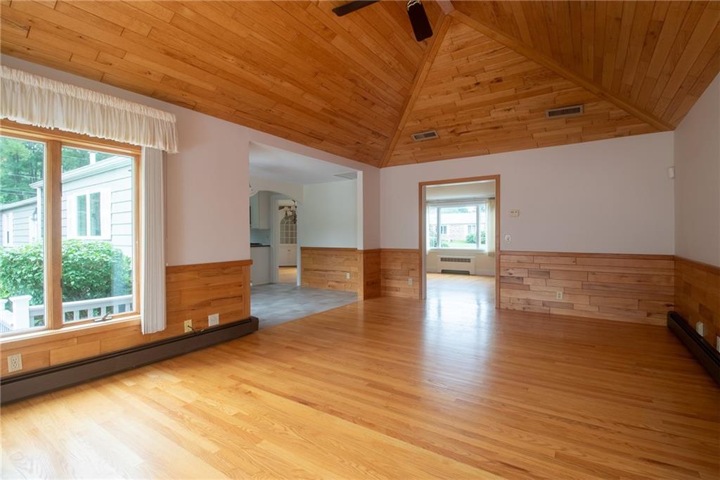 90 Frontier Road Property Photo 11