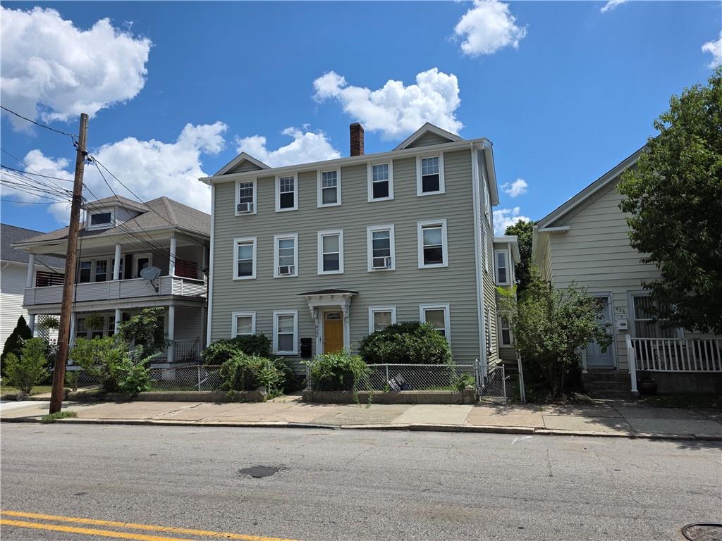 422 East Avenue Property Photo 1