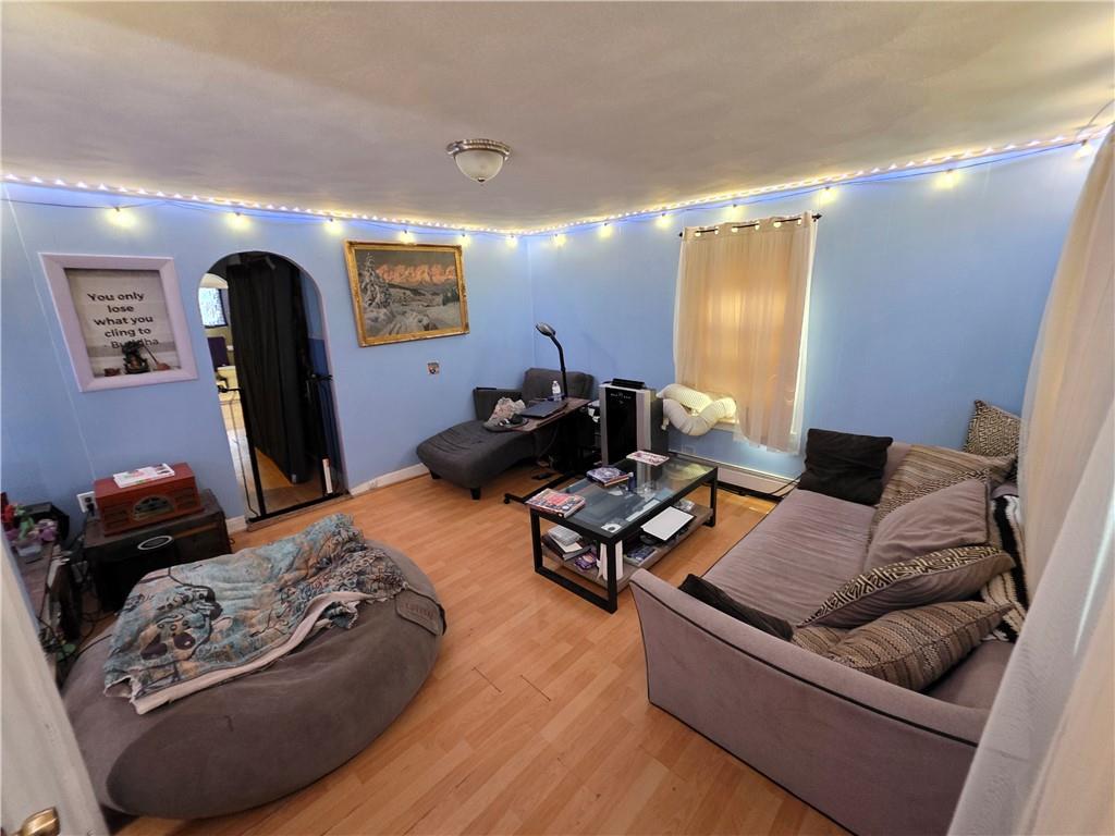 422 East Avenue Property Photo 2