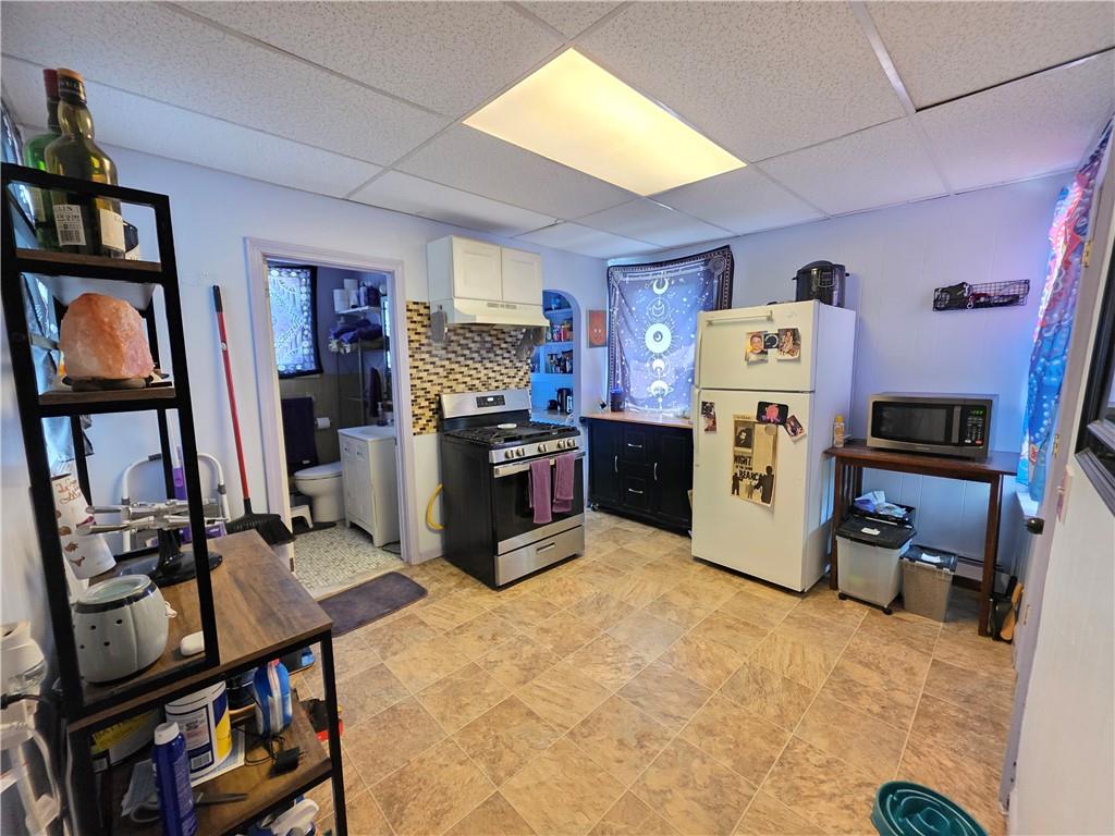 422 East Avenue Property Photo 7