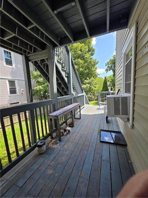 422 East Avenue Property Photo 9