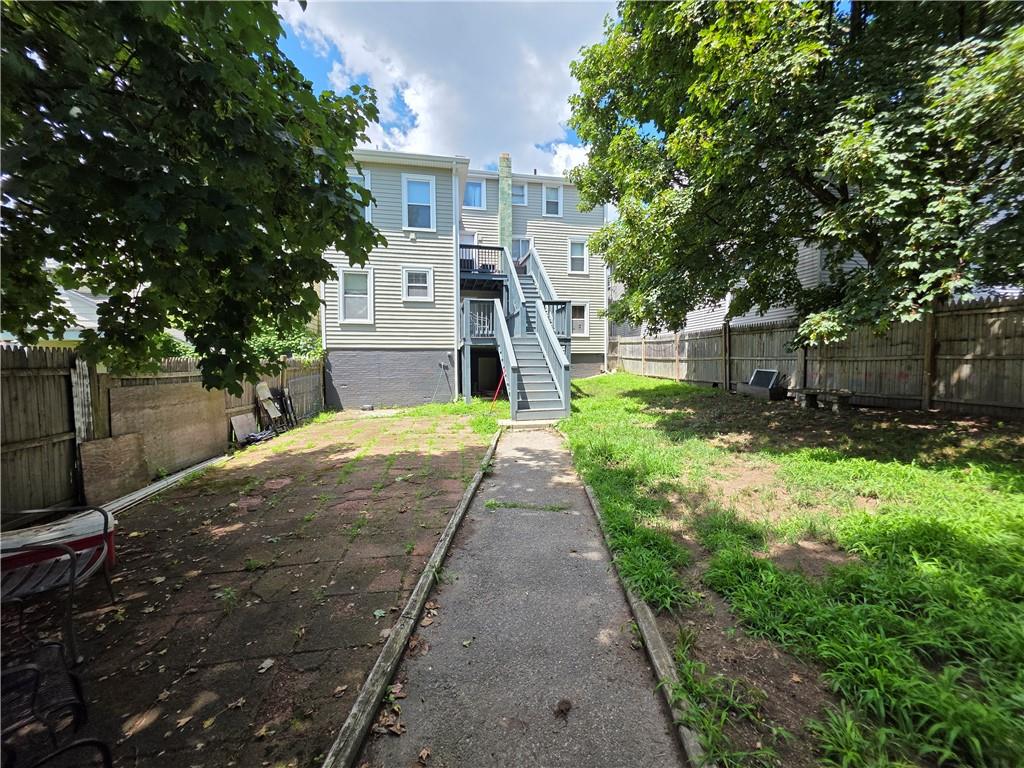 422 East Avenue Property Photo 11