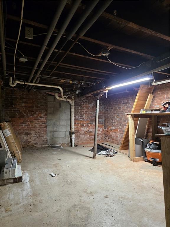 422 East Avenue Property Photo 32