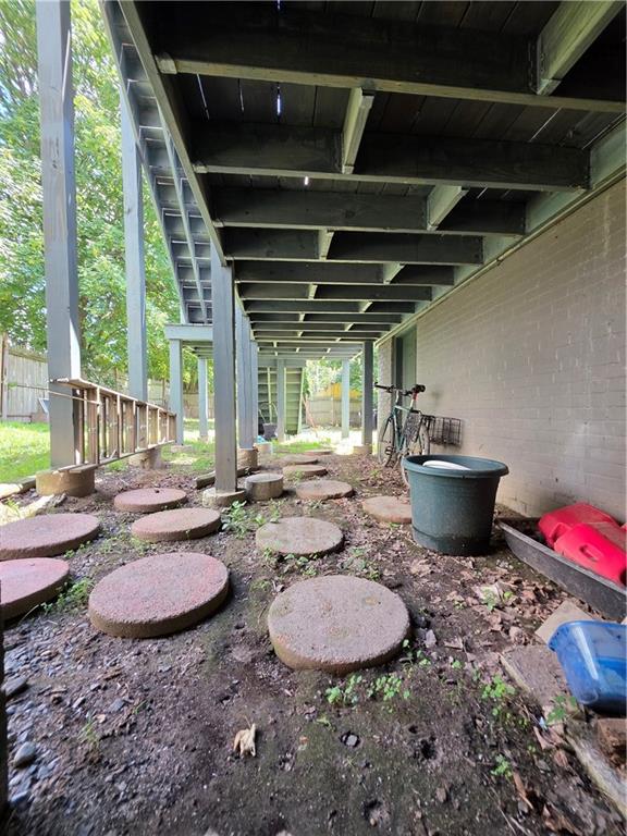 422 East Avenue Property Photo 38