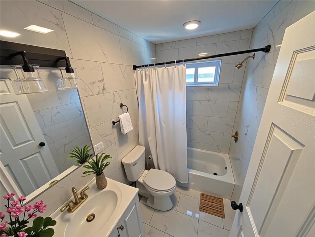 24 Walsh Street Property Photo 7