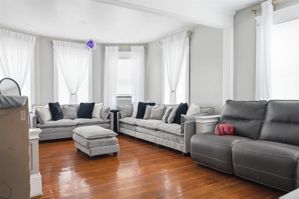 17 Marietta Street Property Photo 5