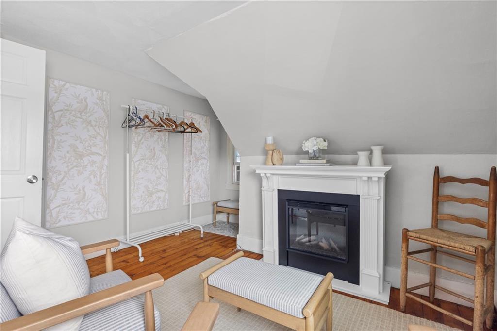101 Sheldon Street Property Photo 39