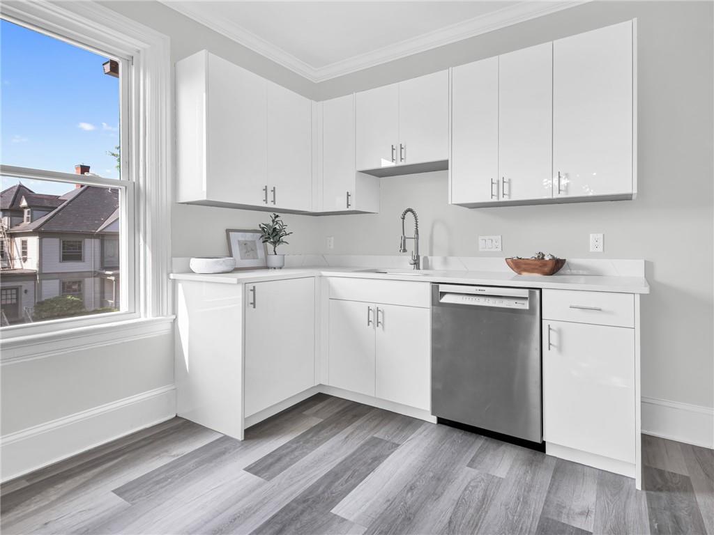 166 Waterman Street Unit 2 Property Photo 8