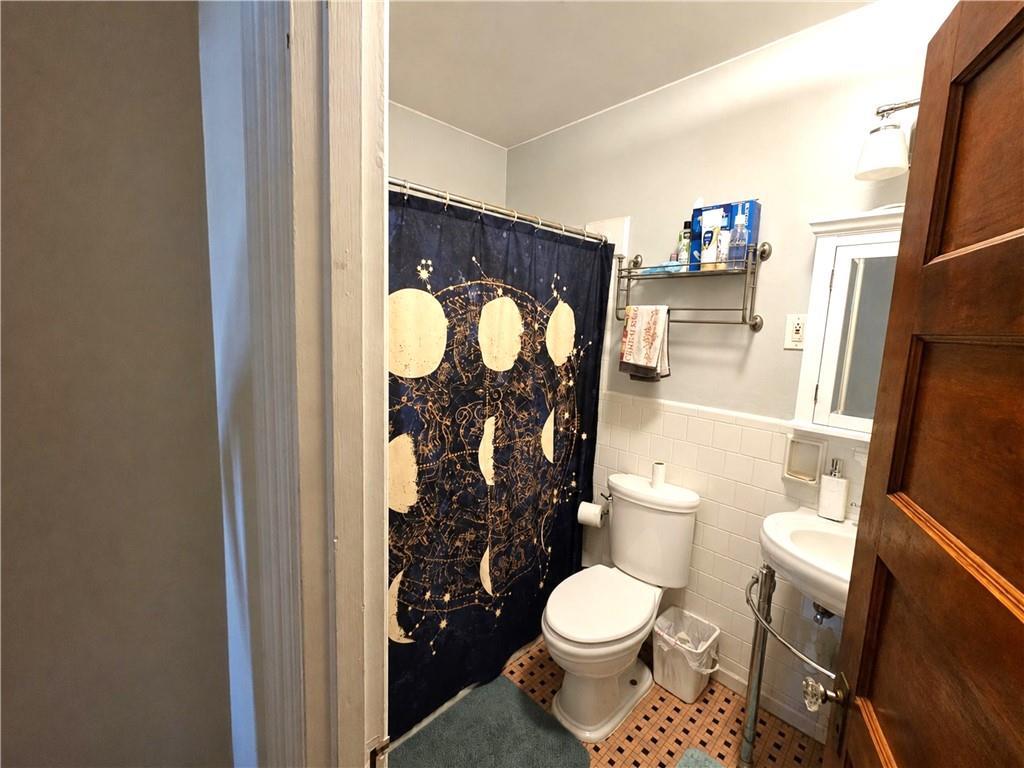 29 31 Laura Street Unit 3 Property Photo 13