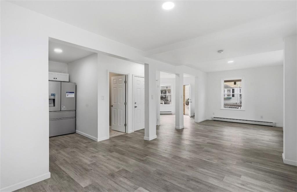 252 California Avenue Property Photo 4