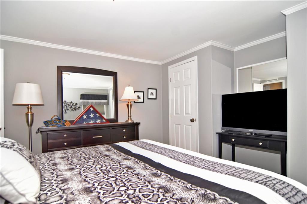 63 Little Pond Road Property Photo 18
