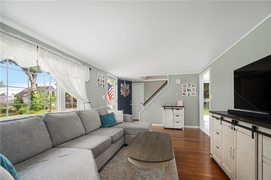 22 Clyde Street Property Photo 6