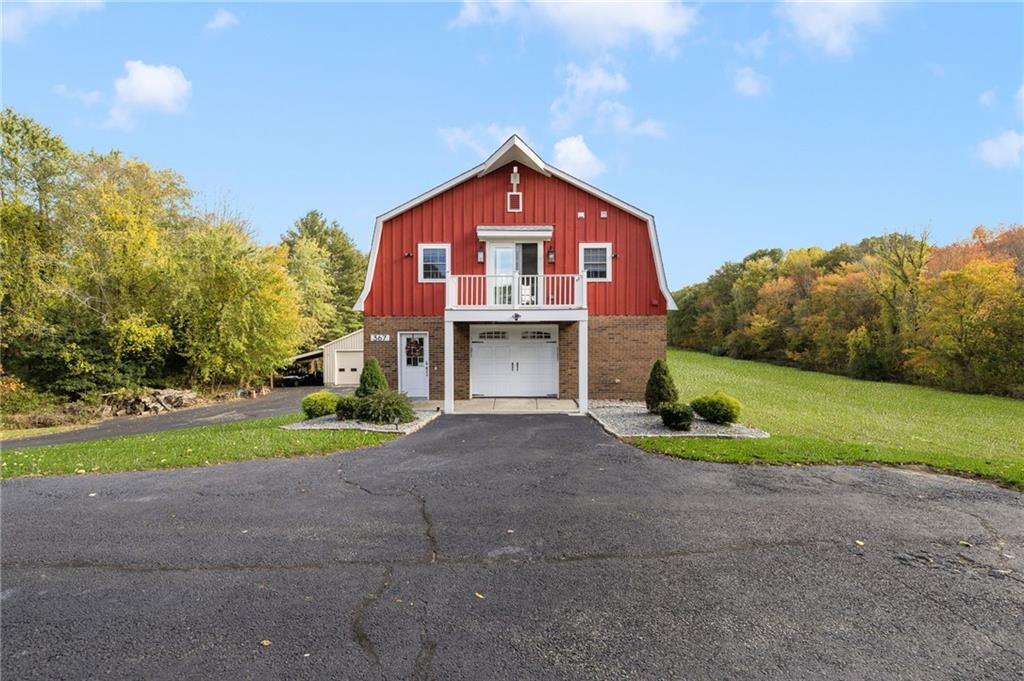 365 West Wrentham Road Property Photo 4