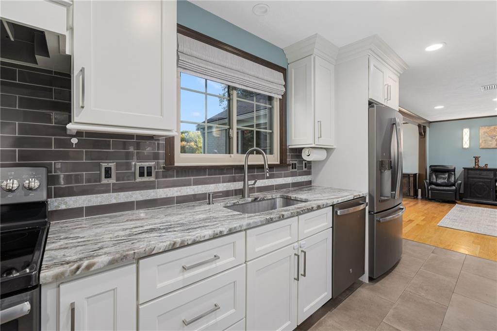 365 West Wrentham Road Property Photo 5