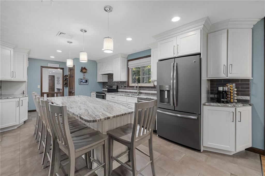 365 West Wrentham Road Property Photo 6