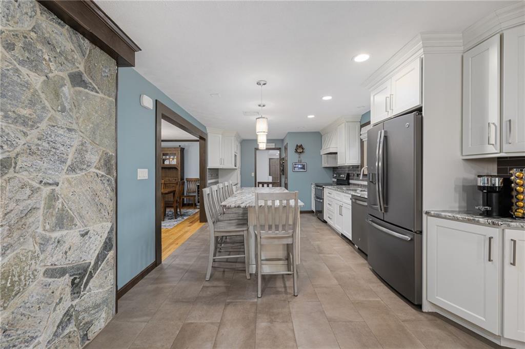 365 West Wrentham Road Property Photo 8