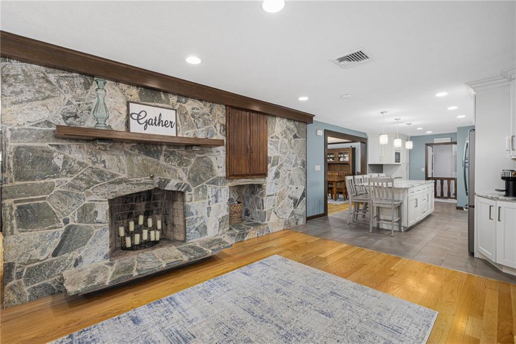365 West Wrentham Road Property Photo 11