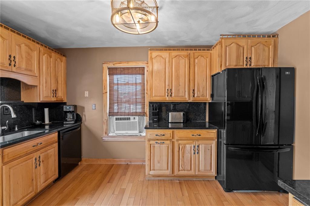 43 Pearl Street Property Photo 12