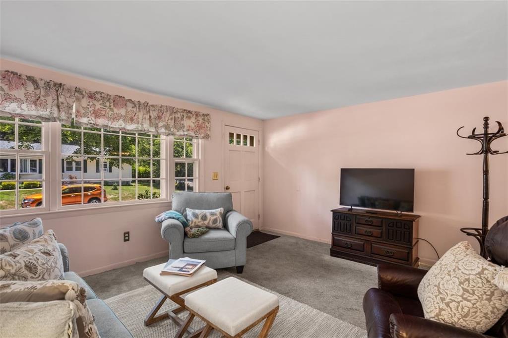 52 Exchange Road Property Photo 9