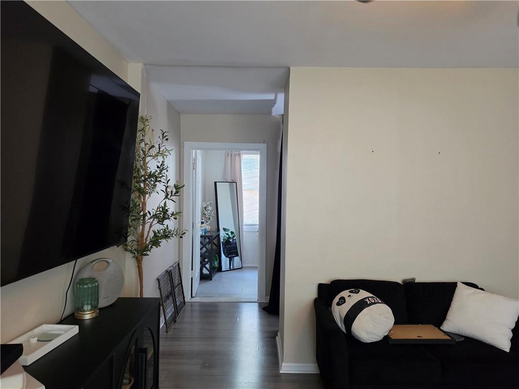 25 Seabury Street Property Photo 13