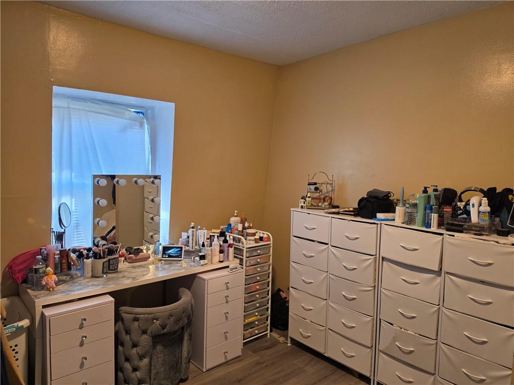 25 Seabury Street Property Photo 19