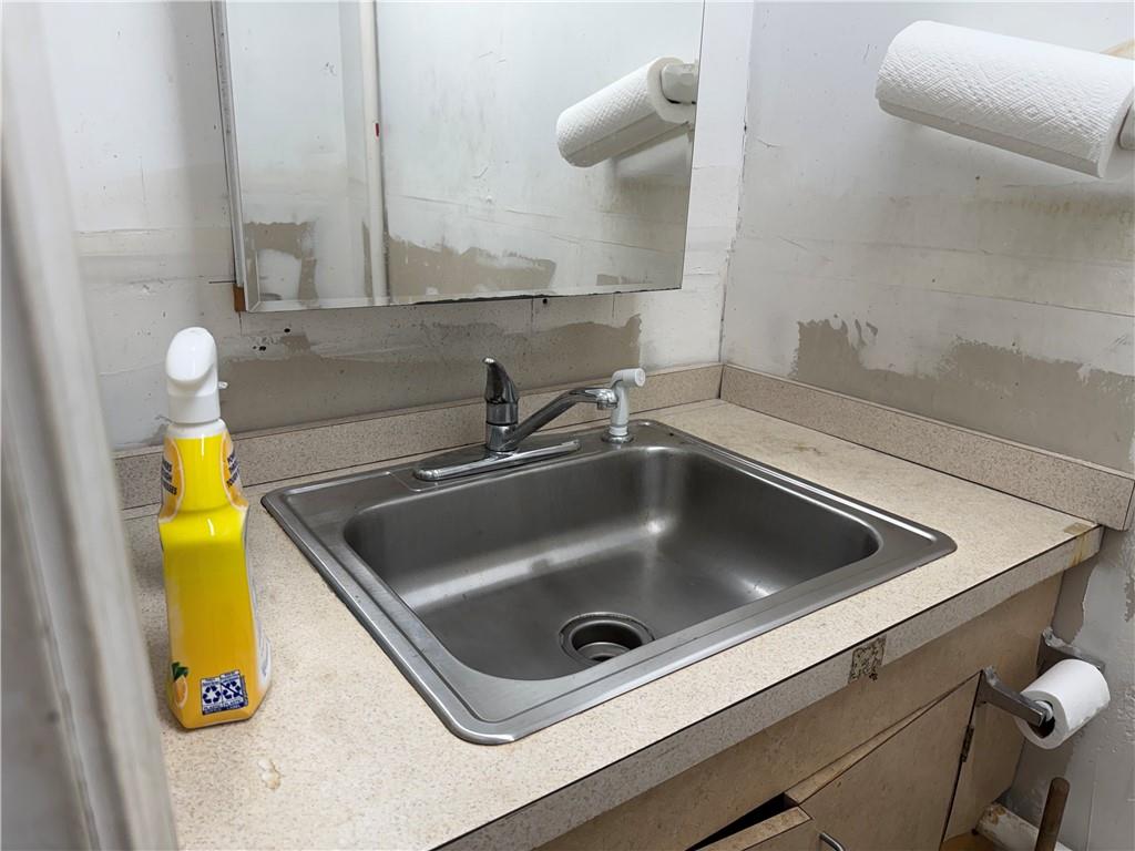 100 Bellows Street Unit 10 Property Photo 11