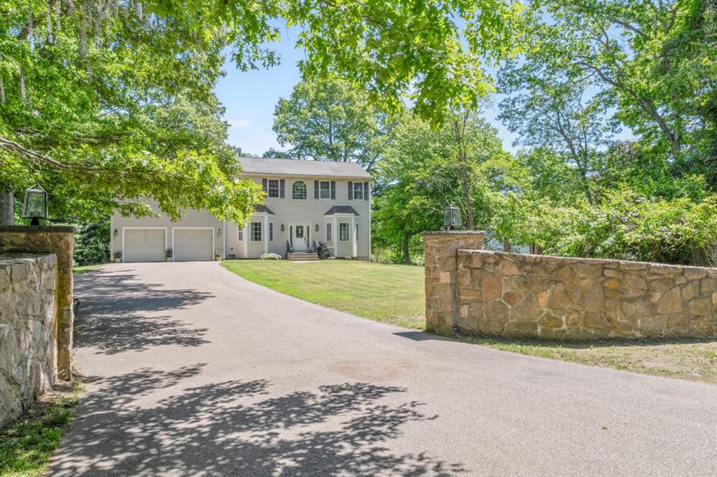 167 Winnapaug Road Property Photo 3