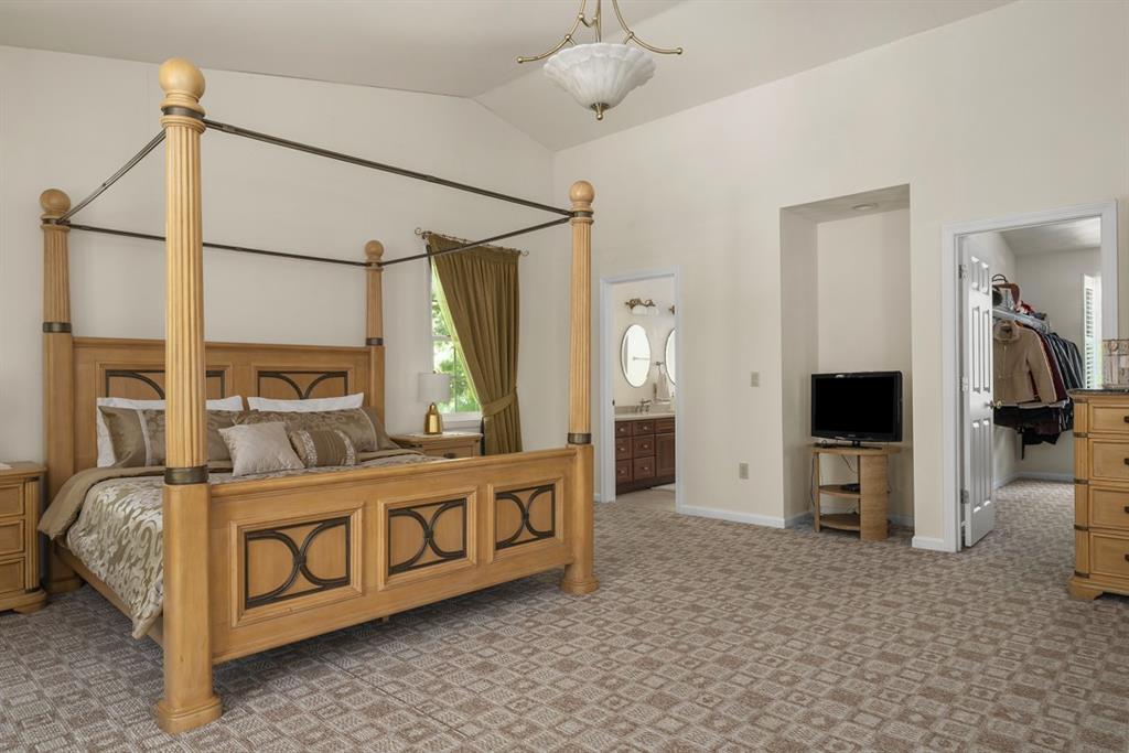 167 Winnapaug Road Property Photo 28