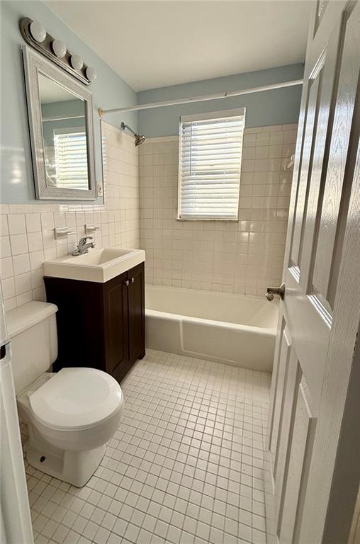70 Carroll Avenue Unit 307 Property Photo 9