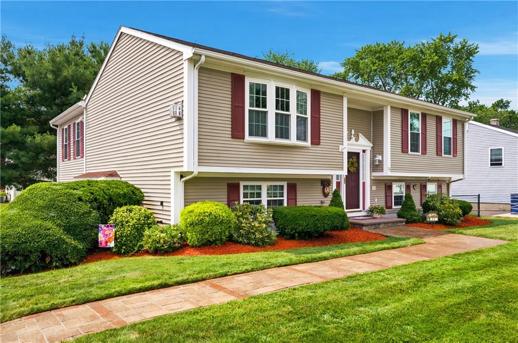 77 Capwell Avenue Property Photo 1