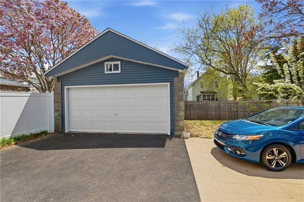 58 Willard Street Property Photo 22