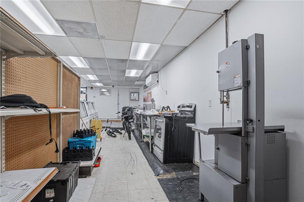 937 939 Social Street Property Photo 10